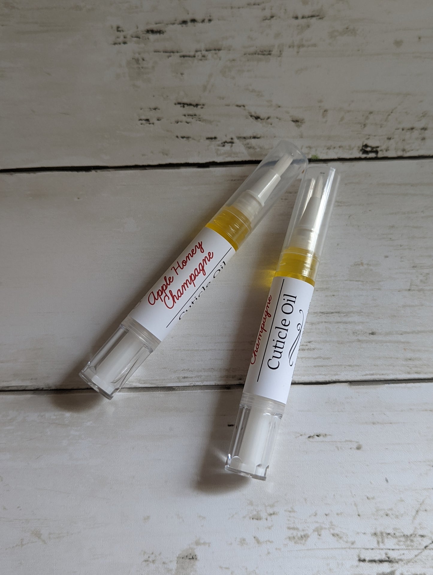 Apple Honey Champagne Cuticle Oil Brush Pen