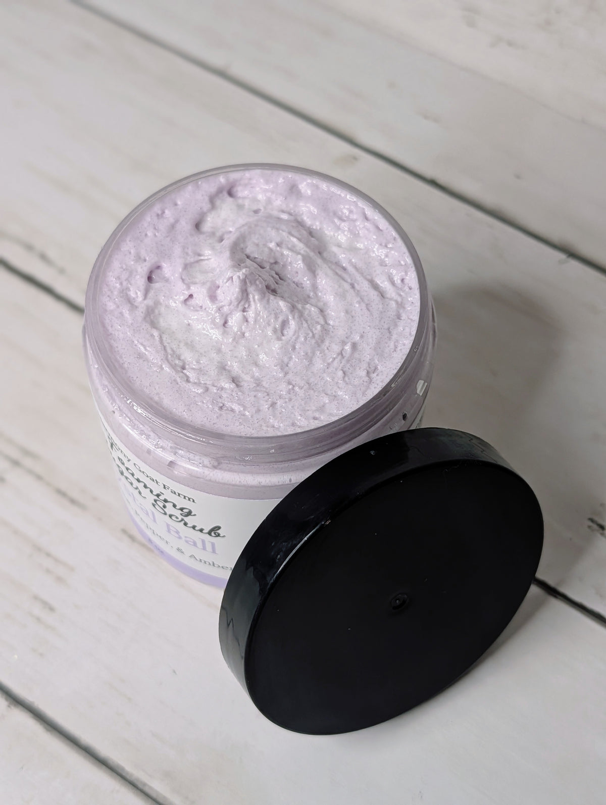 Crystal Ball Foaming Sugar Scrub